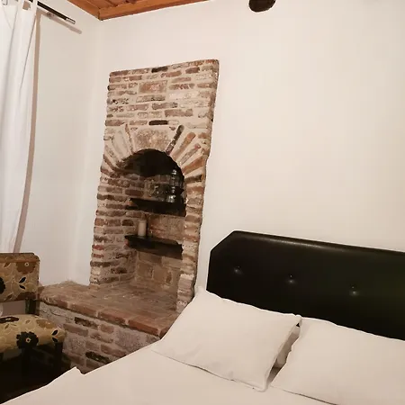 Sahmeran Konukevi Ayvalı