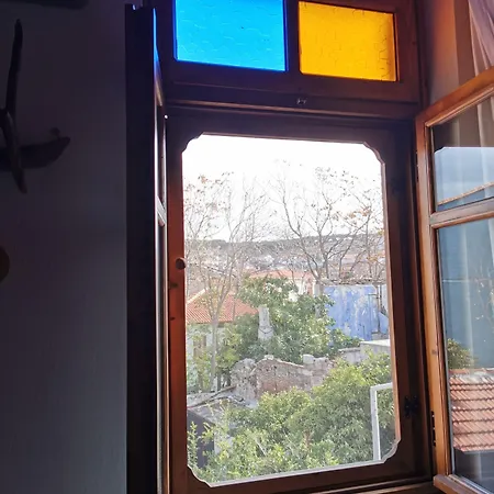 Sahmeran Konukevi *