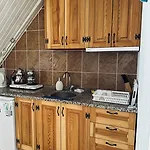 ゲストハウス Sahmeran Ayvalı